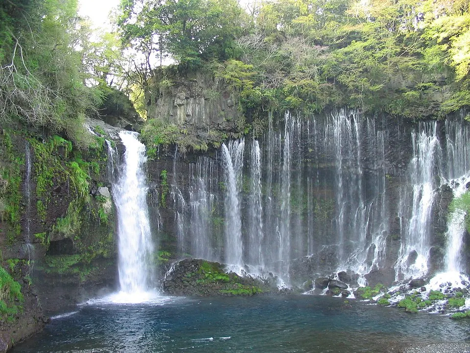 N2 Shiraito Falls 2.jpg