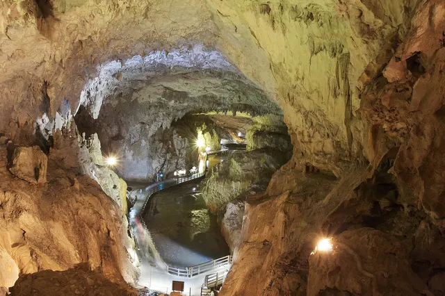 Akiyoshido Cave