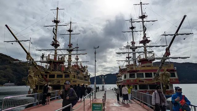 Hakone Sightseeing Cruise