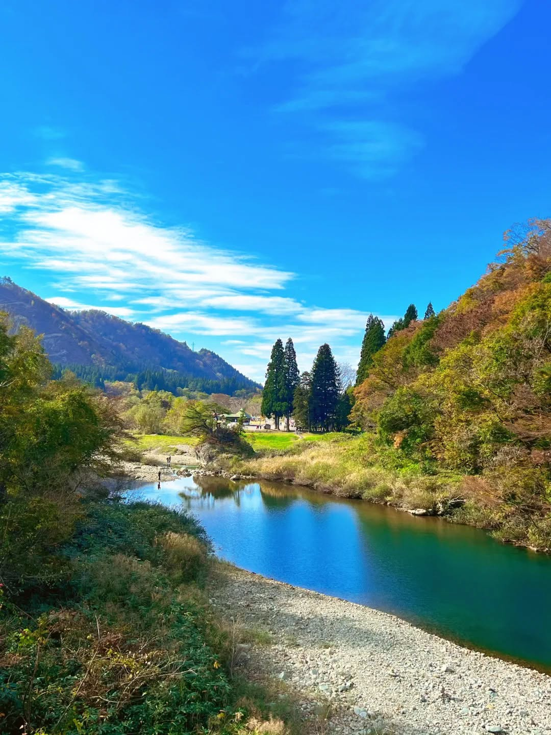 Dakigaeri Gorge — Autumn Trail, Akita