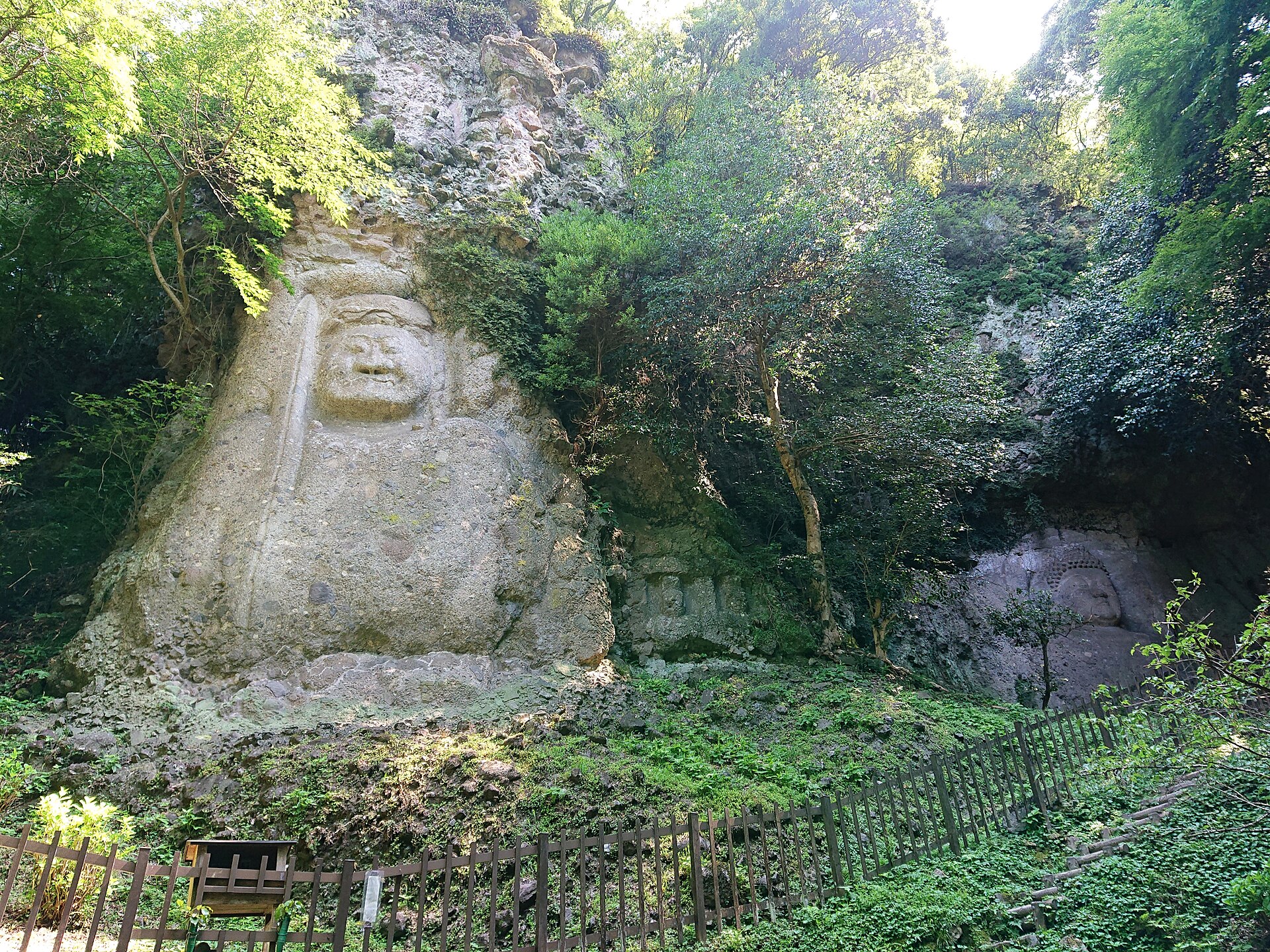 Kumano Magaibutsu, Oita