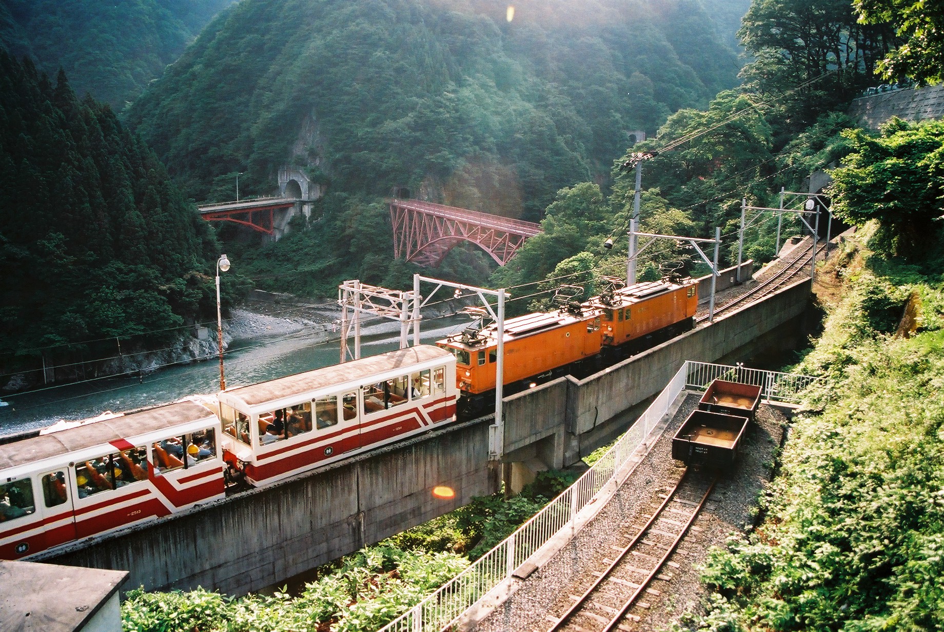 Kurobe Gorge and Trolley Railway, Toyama